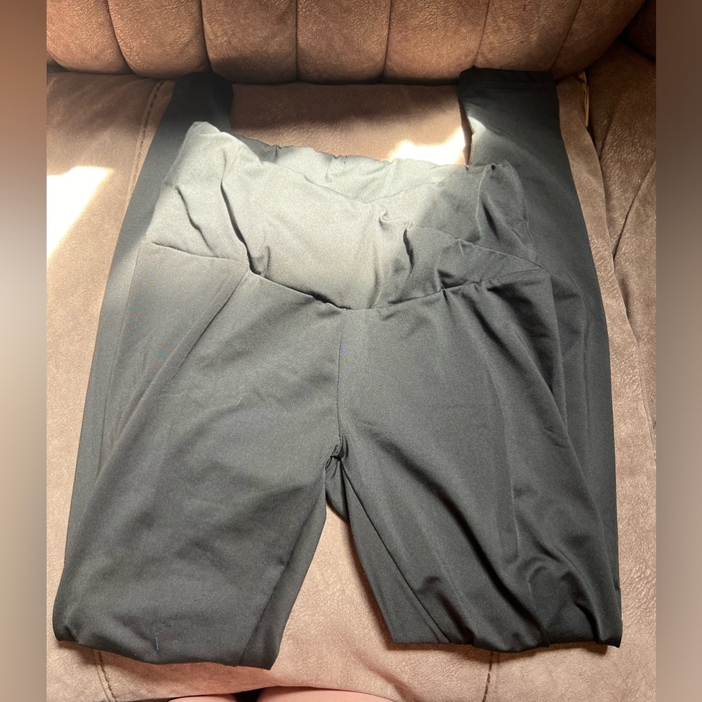 Leggings never worn just didn’t like them how i thought i would